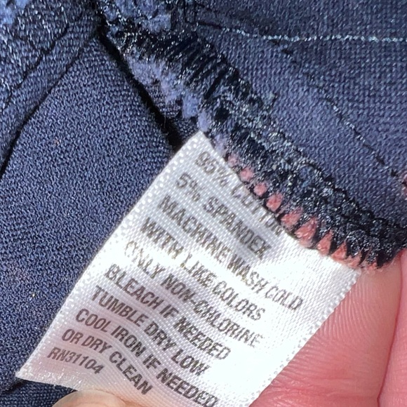 Crown & Ivy Navy Blue Custom Bleached Grunge Pull On Stretchy Pants Size 2 - Picture 8 of 8